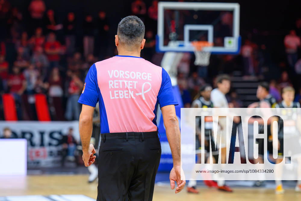 Basketball Season 2026–2027 2nd Bundesliga Pro A Matchday 4 Nuremberg Falcons Basketball Club NBC Kreisbau Kirchheim Knights AlSch Feature Impression Symbolic Image Symbolic Photo Precaution Save the Referee
