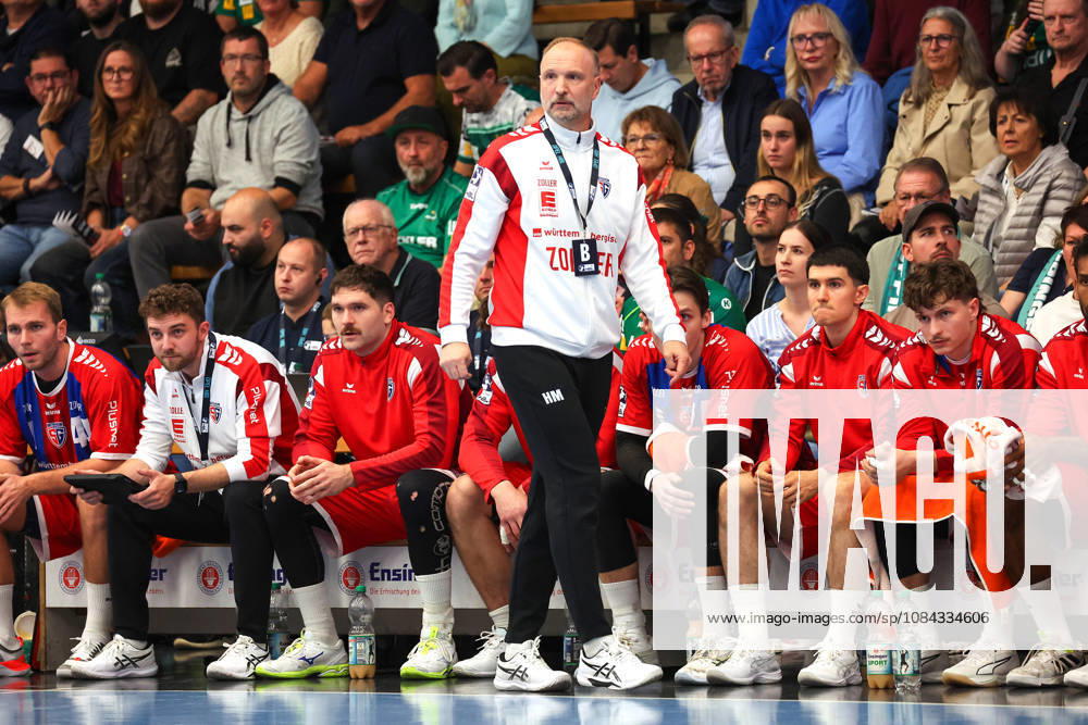 Germany, Göppingen, Opel HBL Bundesliga Handball, FRISCH AUF Göppingen vs. SG BBM Bietigheim, BBM Coach Hartmut Mayerhoffer
