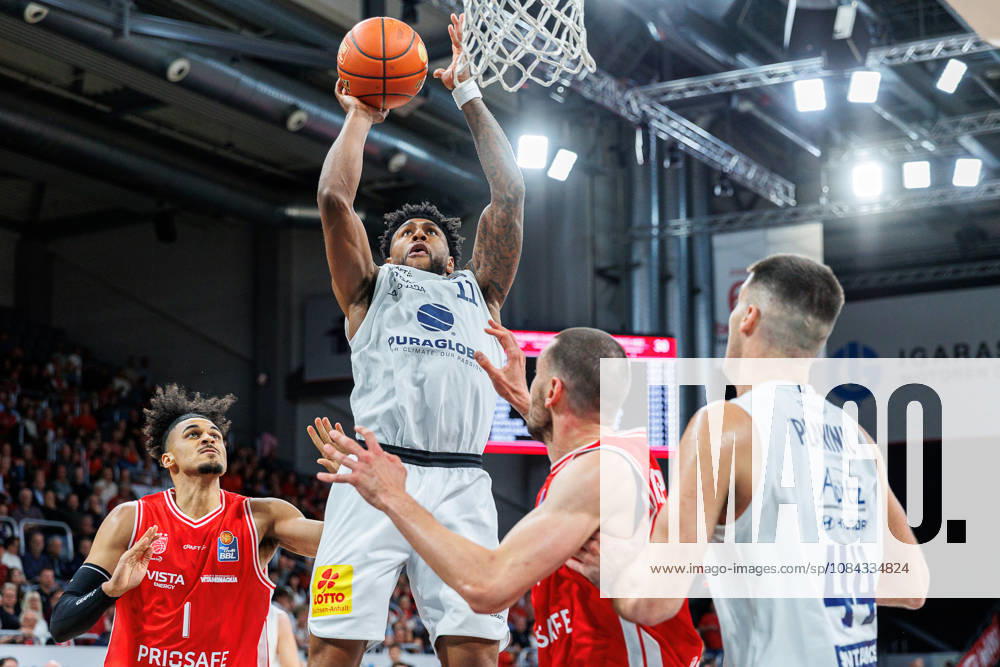 Jonathan Baehre, BMA365 Bamberg Baskets, 01, Anthony Gaines, Syntainics MBC, 11, Daniel Keppeler, BMA365 Bamberg Baskets, 31, Jure Planinic, Syntainics MBC, 44, BMA365 Bamberg Baskets vs. Syntainics MBC, Basketball, easyCredit BBL, Matchday 5, October 10, 2026 BMA365 Bamberg Baskets vs. Syntainics MBC, Basketball, easyCredit BBL, Matchday 5, October 10, 2026 Bamberg