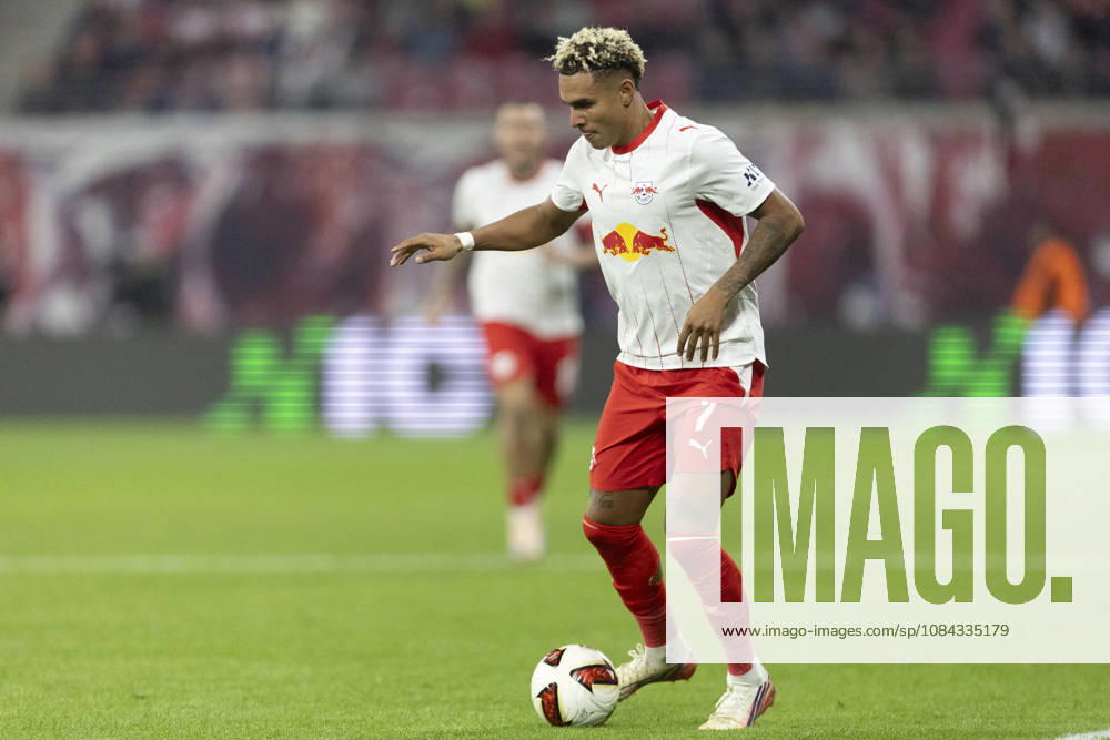 GER, Leipzig, Fussball, Bundesliga, 5. Spieltag, RB Leipzig vs. Eintracht Frankfurt im Bild v.l.: Antonio Nusa (RB Leipzig 07), Aktion mit Ball 10.10.2026, Red-Bull Arena Leipzig DFL DFB REGULATIONS PROHIBIT ANY USE OF PHOTOGRAPHS AS IMAGE SEQUENCES AND OR QUASI-VIDEO, Leipzig Red-Bull Arena Sachsen Germany