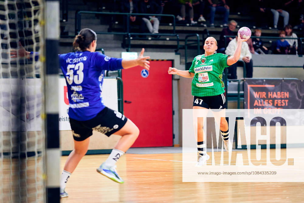 Kerstin Sander, SG Nürtingen-Zizishausen, 53, ANOUK NIEUWENWEG, Füchse Berlin, 47, GER, Women s Handball Bundesliga 2, Füchse Berlin vs. SG Nürtingen-Zizishausen, 2026–27 season, Matchday 5, October 10, 2026, GER, Women’s Handball Bundesliga 2, Fuechse Berlin vs. SG Nuertingen Zizishausen, 2026–27 season, Matchday 5, October 10, 2026, Berlin