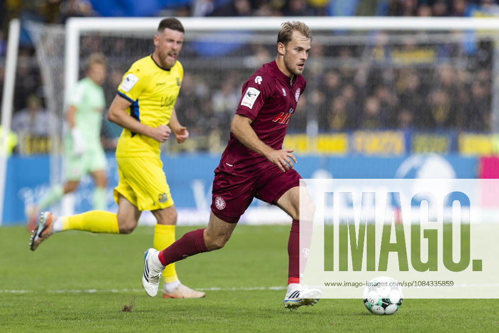 3rd Division, Fortuna Cologne vs. 1. FC Saarbrücken, October 10, 2026, Georg Strauch, Fortuna Cologne, 11; 3rd Division, Fortuna Cologne vs. 1. FC Saarbrücken, Matchday 8, on October 10, 2026, Südstadion, Cologne DFB regulations prohibit any use of photographs as image sequences and or quasi-video