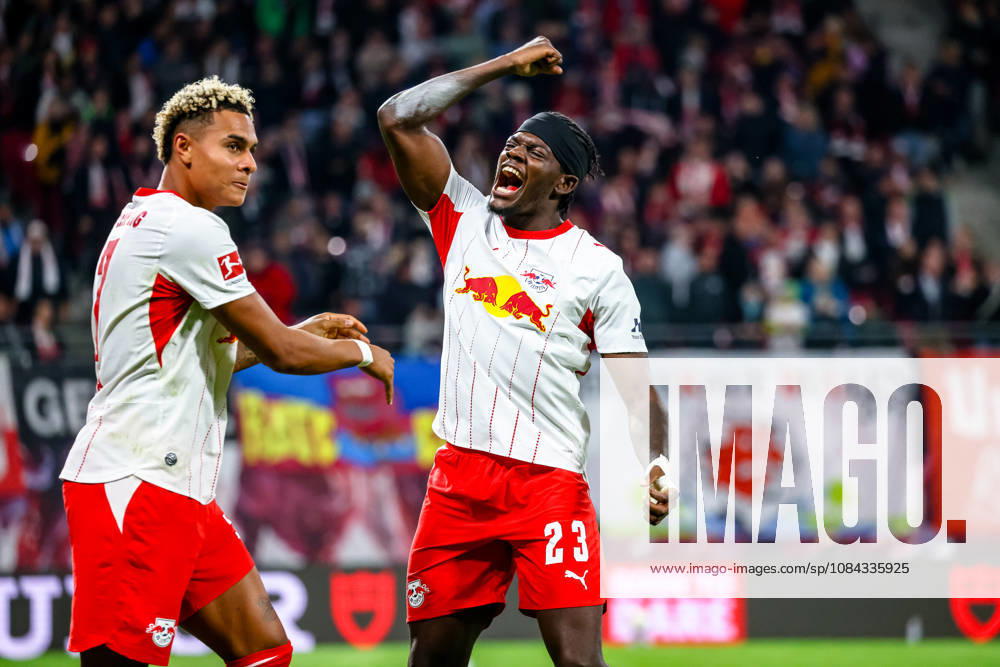 Antonio Nusa, RB Leipzig, 07 Celebration, goal celebration, celebrating the 5-0 goal by Castello Lukeba, RB Leipzig, 23, GER, RB Leipzig vs. Eintracht Frankfurt, soccer, Men s Bundesliga 1, Matchday 5, 2026–2027 season, October 10, 2026 DFL regulations prohibit any use of photographs as image sequences and or quasi-video GER, RB Leipzig vs. Eintracht Frankfurt, Soccer, 1. Bundesliga Men, Matchday 5, 2026–2027 season, October 10, 2026 Leipzig