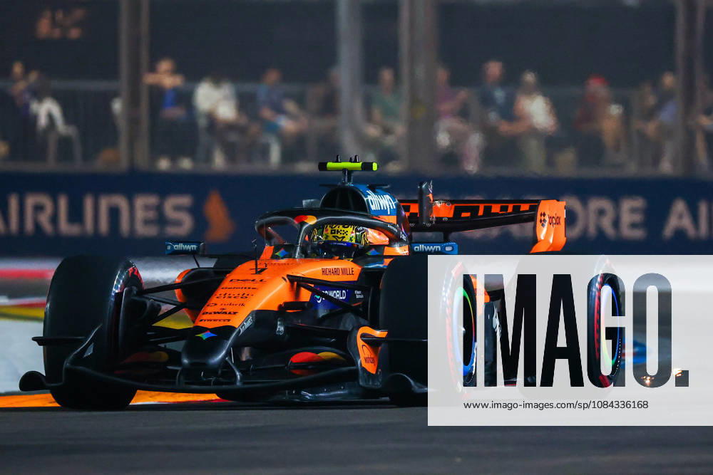 2026 Formula 1 Singapore Grand Prix SINGAPORE - OCTOBER 10: McLaren s driver Lando Norris during the Qualifying Session at the Formula One Grand Prix of Singapore, at the Marina Bay Street Circuit in Singapore, on October 10, 2026. Daniel Ceng Anadolu Singapore Singapore. Editorial use only. Please get in touch for any other usage.