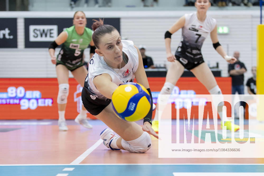 DEKRA 1st Bundesliga Women: Schwarz Weiss Erfurt vs. Rote Raben Vilsbiburg, Erfurt, October 10, 2026, Isabel Petra KovaÄ u008Dić 11 Schwarz Weiss Erfurt DEKRA Women s Bundesliga 1 Schwarz Weiss Erfurt vs. Rote Raben Vilsbiburg Riethsporthalle, Erfurt October 10, 2026