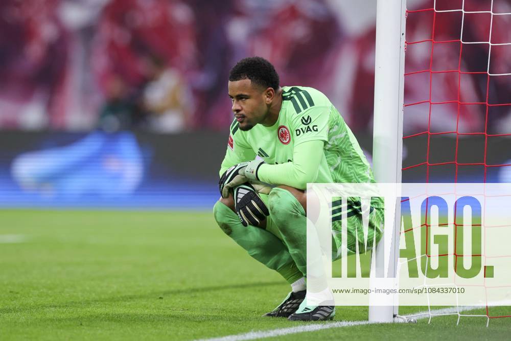 Goalkeeper Noah Atubolu of Eintracht Frankfurt looks disappointed during the Bundesliga match between RB Leipzig and Eintracht Frankfurt, Red Bull Arena on October 10, 2026, in Leipzig, Germany. Photo by Marco Steinbrenner, DeFodi Images. Goalkeeper Noah Atubolu of Eintracht Frankfurt looks dejected during the Bundesliga match between RB Leipzig and Eintracht Frankfurt at Red Bull Arena on October 10, 2026 in Leipzig, Germany. Photo by Marco Steinbrenner, DeFodi Images. DFB and DFL regulations prohibit any use of photographs as image sequences and or quasi-video. Photo by Marco Steinbrenner, DeFodi Images.