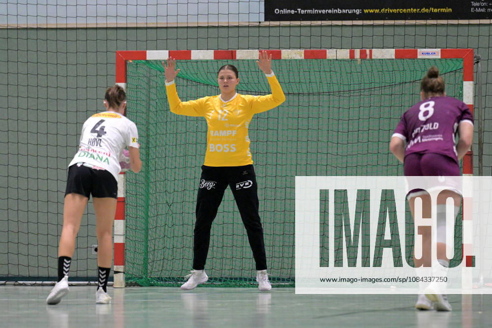 Marie Kristin Weiss of TusSies Metzingen, No. 12, in a one-on-one battle with Tuva Ulsaker Hove of SCM Ramnicu Valcea during a 7-meter throw, 04 TusSies Metzingen vs. SCM Ramnicu Valcea, Handball, EHF, Europa League Qualification Second Leg, 2026–2027 Season, October 10, 2026, TusSies Metzingen vs. SCM Ramnicu Valcea, Handball, EHF, Europa League Qualification Second Leg, 2026–2027 Season, October 10, 2026, Metzingen