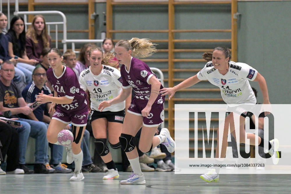 Charlotte Cholevova (TusSies Metzingen), No. 96, in action against Amalie Wulff Nielsen (SCM Ramnicu Valcea), No. 11; TusSies Metzingen vs. SCM Ramnicu Valcea, Handball, EHF, European League Qualification Second Leg, 2026–2027 Season, October 10, 2026, TusSies Metzingen vs. SCM Ramnicu Valcea, Handball, EHF, Europa League Qualification Second Leg, 2026–2027 Season, October 10, 2026, Metzingen