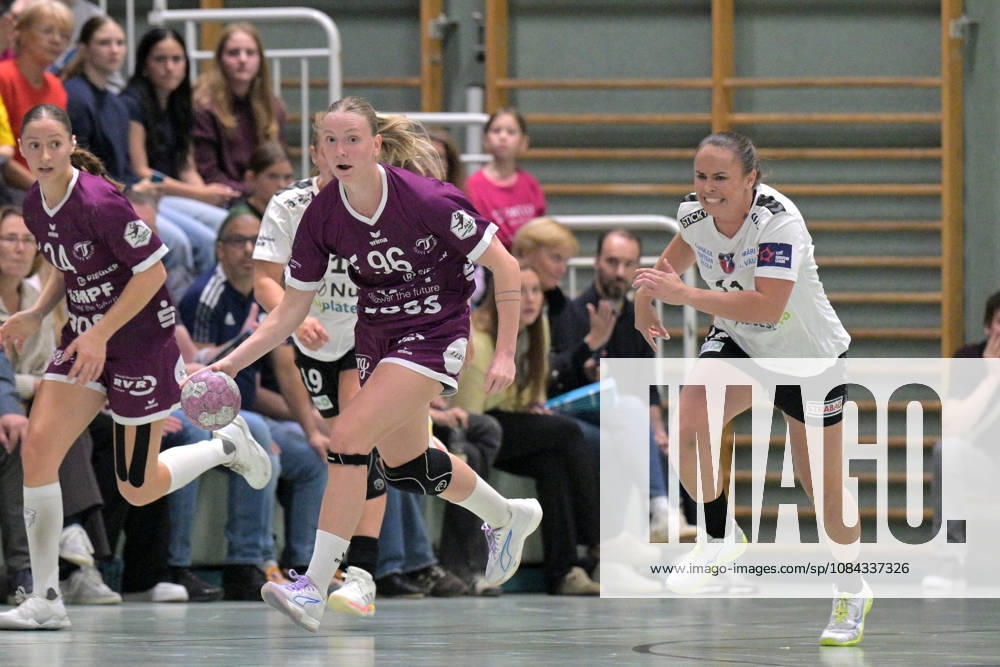 Charlotte Cholevova of TusSies Metzingen, No. 96, with the ball against Amalie Wulff Nielsen of SCM Ramnicu Valcea, No. 11; TusSies Metzingen vs. SCM Ramnicu Valcea, Handball, EHF, European League Qualification Second Leg, 2026–2027 Season, October 10, 2026, TusSies Metzingen vs. SCM Ramnicu Valcea, Handball, EHF, Europa League Qualification Second Leg, 2026–2027 Season, October 10, 2026, Metzingen