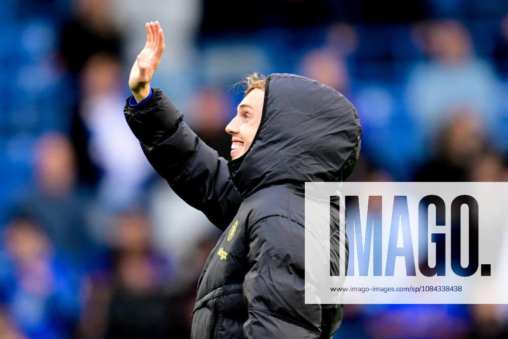Chelsea v Bournemouth, Premier League Chelsea midfielder Cole Palmer (10) waves to the fans during the Premier League match between Chelsea and Bournemouth at Stamford Bridge, London, UK on 10 October 2026. London Stamford Bridge Greater London UK Editorial use only DataCo restrictions apply See www.football-dataco.com ,