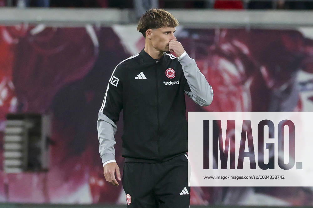 Robin Koch of Eintracht Frankfurt looks disappointed during the Bundesliga match between RB Leipzig and Eintracht Frankfurt, Red Bull Arena on October 10, 2026, in Leipzig, Germany. Photo by Marco Steinbrenner, DeFodi Images. Robin Koch of Eintracht Frankfurt looks dejected during the Bundesliga match between RB Leipzig and Eintracht Frankfurt at Red Bull Arena on October 10, 2026 in Leipzig, Germany. Photo by Marco Steinbrenner, DeFodi Images. DFB and DFL regulations prohibit any use of photographs as image sequences and or quasi-video. Photo by Marco Steinbrenner, DeFodi Images.