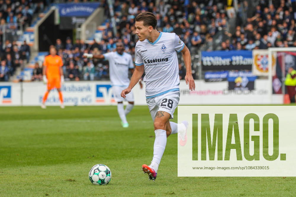 Diego Michel, SV Waldhof Mannheim, 28, Soccer 3rd Division, Matchday 8, SG Sonnenhof Großaspach vs. SV Waldhof Mannheim on October 10, 2026, at the WIRmachenDRUCK Arena in Aspach Großaspach, Germany; Aspach Großaspach, WIRmachenDRUCK Arena, Germany