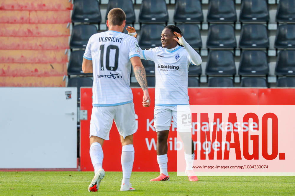 Nolan Muteba N Tumba, SV Waldhof Mannheim, 29—scorer of the 1-3 goal; goal celebration, gestures, joy, and emotions with Julian Ulbricht, SV Waldhof Mannheim, 10—Soccer 3rd Division, Matchday 8, SG Sonnenhof Großaspach vs. SV Waldhof Mannheim on October 10, 2026, at the WIRmachenDRUCK Arena in Aspach Großaspach, Germany; Aspach Großaspach, WIRmachenDRUCK Arena, Germany