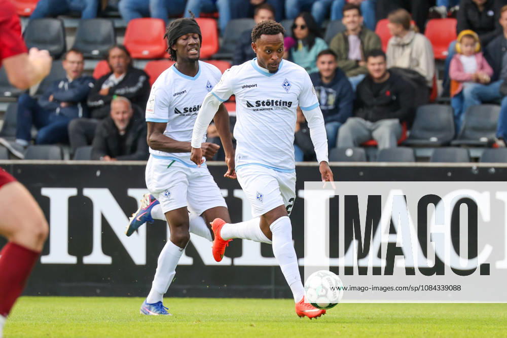 Leroy Mickels, SV Waldhof Mannheim, 23, Soccer 3rd Division, Matchday 8, SG Sonnenhof Großaspach vs. SV Waldhof Mannheim on October 10, 2026, at the WIRmachenDRUCK Arena in Aspach Großaspach, Germany; Aspach Großaspach, WIRmachenDRUCK Arena, Germany