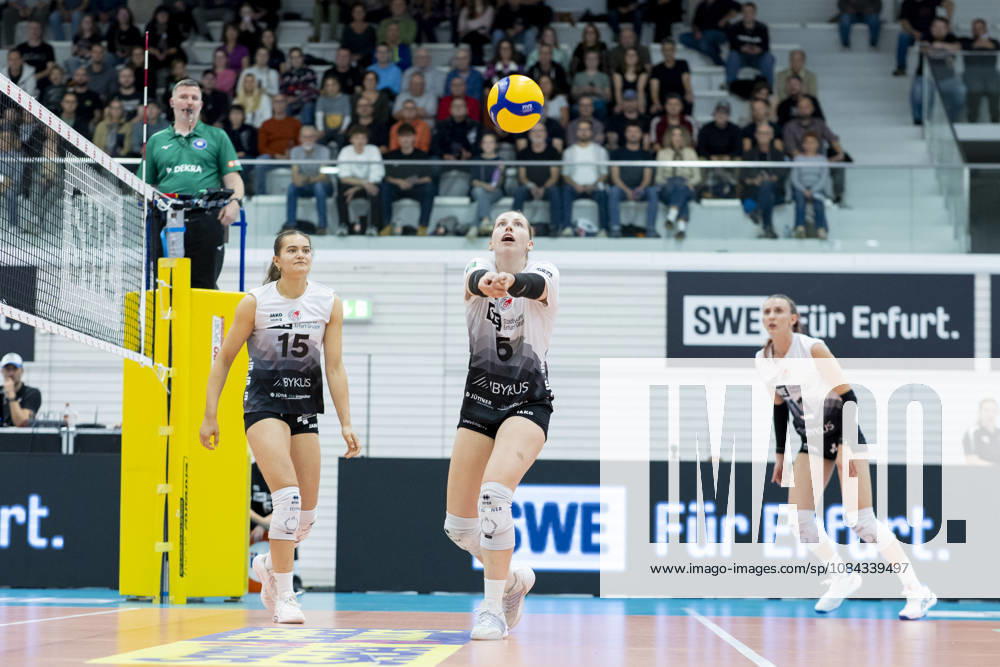 DEKRA Women s 1st Bundesliga: Schwarz Weiss Erfurt vs. Rote Raben Vilsbiburg, Erfurt, October 10, 2026, Larissa Winter 6, Schwarz Weiss Erfurt, DEKRA Women s 1st Bundesliga: Schwarz Weiss Erfurt vs. Rote Raben Vilsbiburg, Riethsporthalle, Erfurt