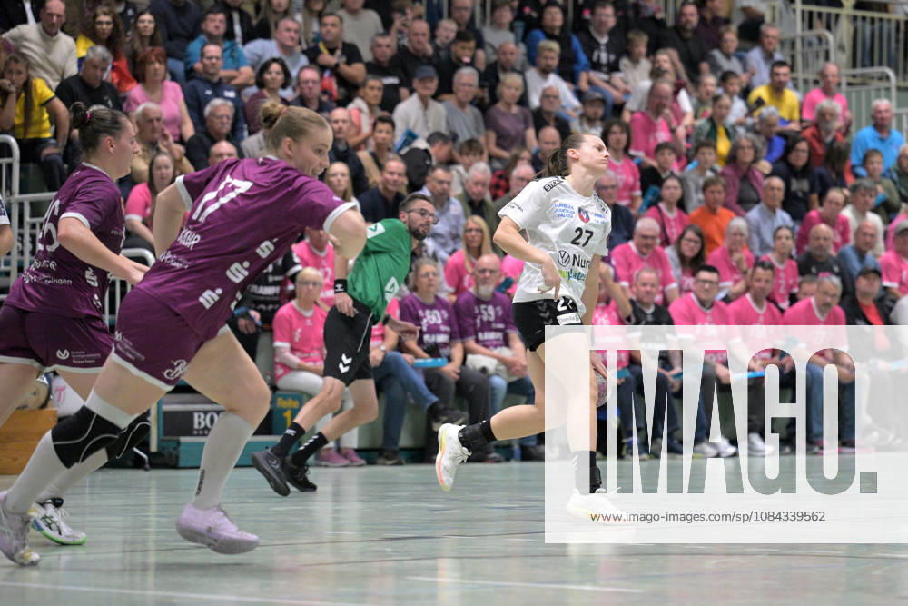 Julia Maidhof, SCM Ramnicu Valcea, 27, in action: TusSies Metzingen vs. SCM Ramnicu Valcea, Handball, EHF, Europa League Qualification Second Leg, 2026–2027 Season, October 10, 2026, TusSies Metzingen vs. SCM Ramnicu Valcea, Handball, EHF, Europa League Qualification Second Leg, 2026–2027 Season, October 10, 2026, Metzingen