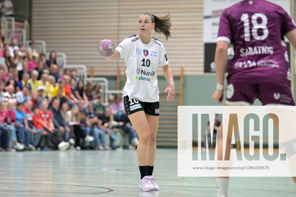 Inger Smits SCM Ramnicu Valcea, 10 on the ball TusSies Metzingen vs. SCM Ramnicu Valcea, Handball, EHF, Europa League Qualification Second Leg, 2026–2027 Season, October 10, 2026, TusSies Metzingen vs. SCM Ramnicu Valcea, Handball, EHF, Europa League Qualification Second Leg, 2026–2027 Season, October 10, 2026, Metzingen