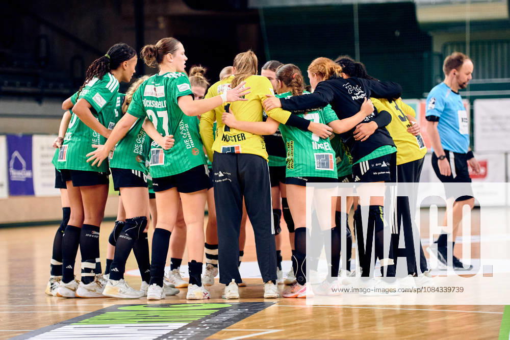 Fuechse Berlin celebrate a draw, GER, Women s Handball Bundesliga 2, Fuechse Berlin vs. SG Nürtingen-Zizishausen, 2026–27 season, Matchday 5, October 10, 2026, GER, Women’s Handball Bundesliga 2, Füchse Berlin vs. SG Nürtingen-Zizishausen, 2026–27 season, Matchday 5, October 10, 2026, Berlin