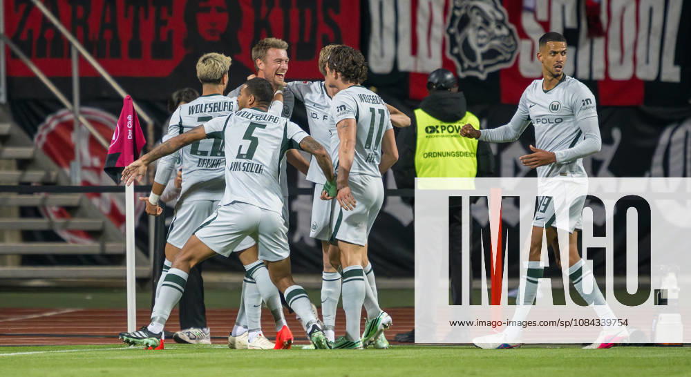 Soccer Season 2026–2027, Matchday 2, Bundesliga, Matchday 7: 1 FC Nuremberg (FCN) vs. VfL Wolfsburg (WOB), Wolves. Sports photo by Zink . DFL regulations prohibit any use of photographs as image sequences and or quasi-video; for editorial use only. Goal celebration, jubilation, joy after a goal; goal, shot on goal for the 0–1 by Hauke Wahl 6, VfL Wolfsburg