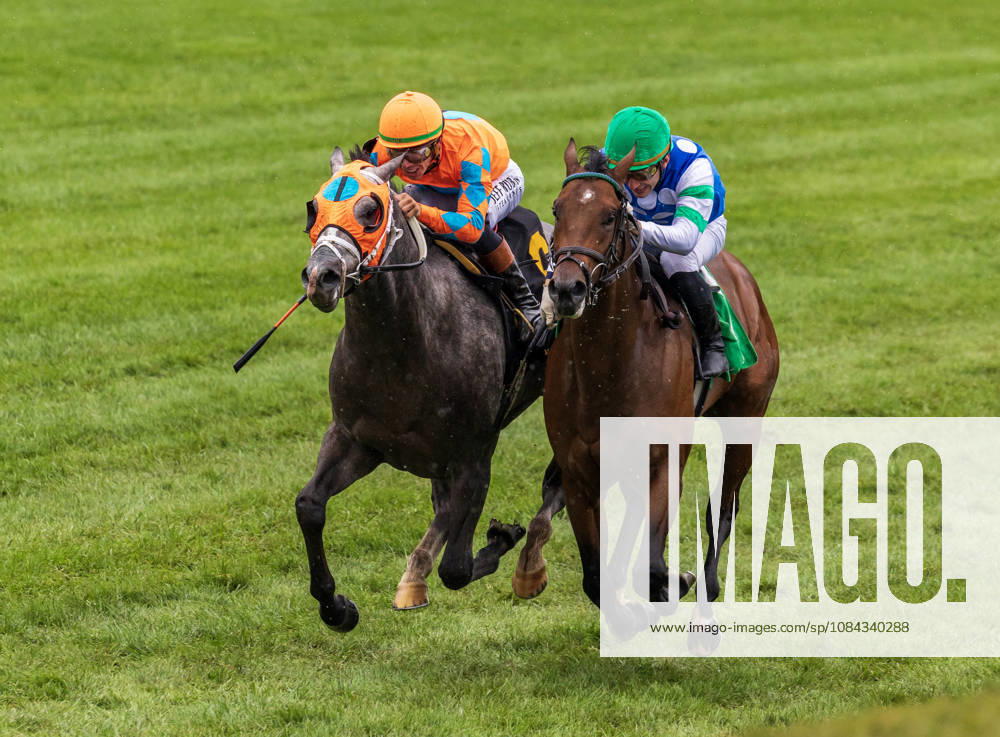 Merlin Monroan (6) ridden by Tyler Gaffalione wins an allowance on QEII GI Day on October 10, 2026. Candice Chavez Eclipse Sportswire CSM HORSE RACING 2026: QEII GI Day Keeneland OCT 10 - ZUMAcs17 20261010_faf_cs17_011