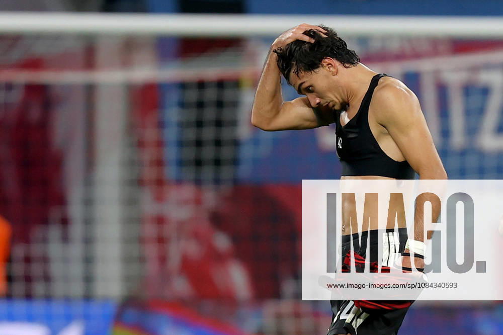 Soccer, Bundesliga 1, RB Leipzig vs. Eintracht Frankfurt, Can Uzun, Eintracht Frankfurt: Disappointed, sad, frustrated, at a loss; DFL and DFB regulations prohibit any use of photographs as image sequences and or quasi-video, Leipzig