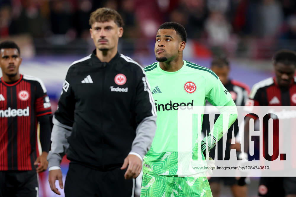 Soccer, Bundesliga 1, RB Leipzig vs. Eintracht Frankfurt, Noah Atubolu, Eintracht Frankfurt: Disappointed, sad, frustrated, at a loss; DFL and DFB regulations prohibit any use of photographs as image sequences and or quasi-video, Leipzig