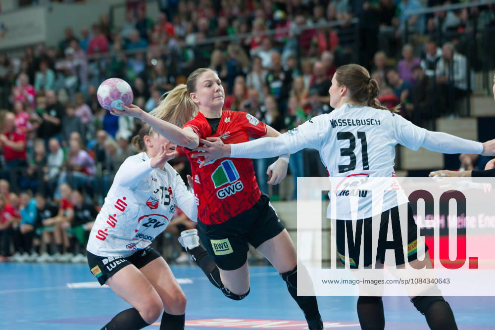 Zoe Stens (Zwickau), 73, Viktoria Marksteiner (Halle), 10, Victoria Hasselbusch (Zwickau), 31, SV Union Halle Neustadt vs. BSV Sachsen Zwickau, Women s Handball Bundesliga, Bundesliga 1, Matchday 5, 2026–27 Season, October 10, 2026, Halle, SWH Arena, Saxony-Anhalt, Germany