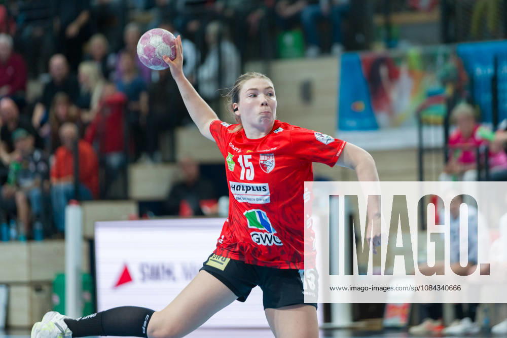 Fabienne Büch Halle, 15, 7-meter throw, SV Union Halle Neustadt vs. BSV Sachsen Zwickau, Women s Handball Bundesliga, 1st Bundesliga, Matchday 5, 2026–27 Season, October 10, 2026, Halle SWH Arena, Saxony-Anhalt, Germany