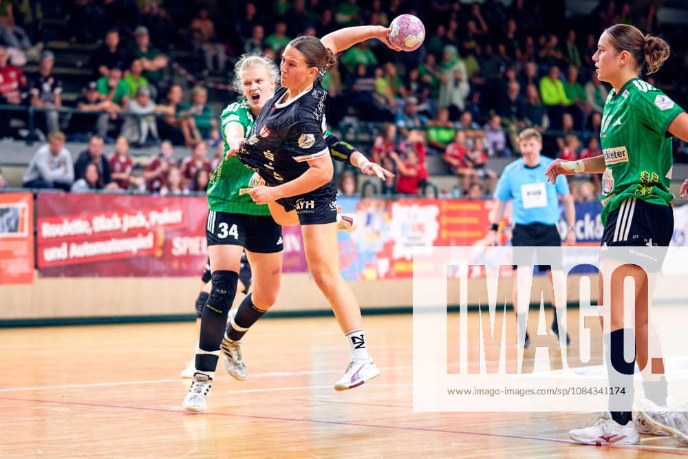 JONNA SCHAUBE, Fuechse Berlin, 34; Lisa Fuchs, SG Nürtingen Zizishausen, 24; GER, Women s Handball Bundesliga 2, Fuechse Berlin vs. SG Nürtingen Zizishausen, 2026–27 season, Matchday 5, October 10, 2026, GER, Women’s Handball Bundesliga 2, Fuechse Berlin vs. SG Nuertingen Zizishausen, 2026–27 season, Matchday 5, October 10, 2026, Berlin