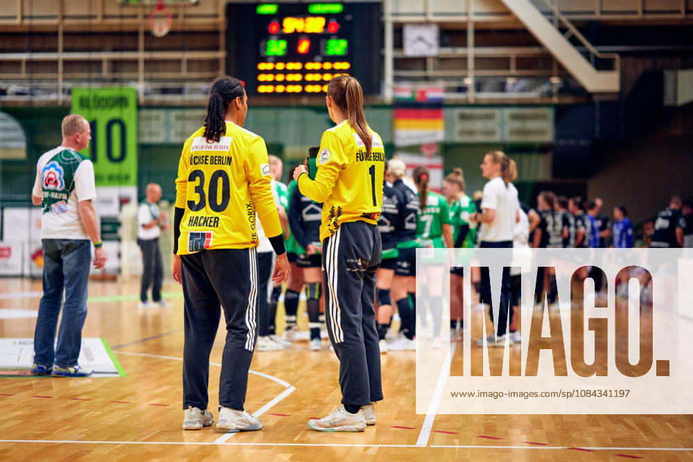 MERCY HACKER, Fuechse Berlin, 30, DANIQUE TROOSTER, Fuechse Berlin, 01, GER, Women s Handball Bundesliga, Fuechse Berlin vs. SG Nürtingen Zizishausen, 2026–27 season, Matchday 5, October 10, 2026 GER, Women s Handball Bundesliga 2, Fuechse Berlin vs. SG Nürtingen-Zizishausen, 2026–27 season, Matchday 5, October 10, 2026 Berlin
