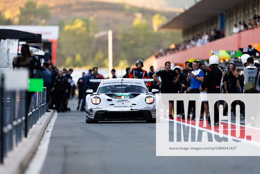 AUTO - ELMS - 4 HOURS OF PORTIMAO 2026 75 KURZEJEWSKI Matt (usa), SARGENT Thomas (usa), LIETZ Richard (aut), Proton Competition, Porsche 911 GT3 R LMGT3, LMGT3, celebration winner during the 4 Hours of Portimao 2026, 6th round of the 2026 European Le Mans Series on the Autodromo Internacional do Algarve from October 8 to 10, 2026 in Portimao, Portugal -
