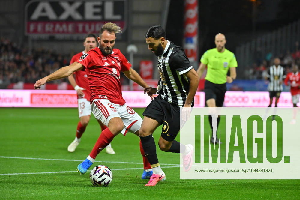 Stade Brestois 29 v Angers SCO - Ligue 1 McDonald s 2026 2027 Lucas TOUSART of Brest and Amine SBAI of Angers during Ligue 1 McDonald s match between Brest and Angers at Stade Francis-Le Ble on October 10, 2026 in Brest, France. Brest France