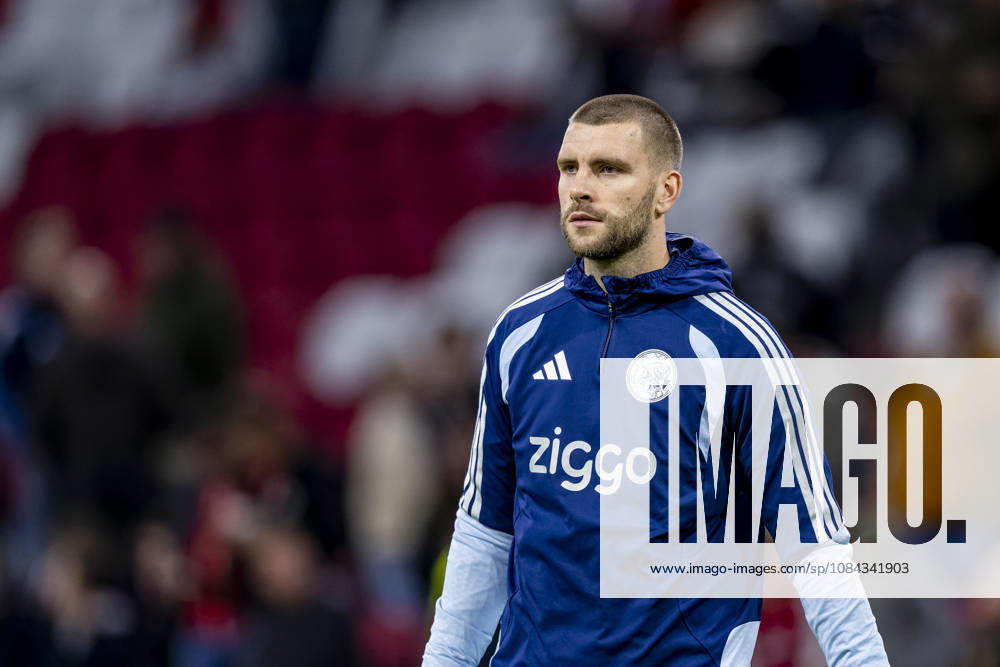 AMSTERDAM: AFC Ajax Amsterdam goalkeeper Maarten Paes during the Vriendenloterij Eredivisie match between Ajax and NEC at the Johan Cruijff ArenA on October 10, 2026, in Amsterdam, the Netherlands. Photo by DeFodi Images