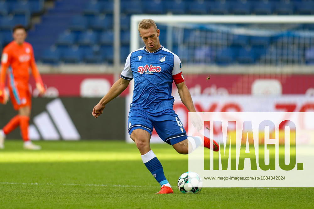 Germany, Soccer, Men s, 3rd Division, 2026–2027 Season, MSV Duisburg vs. TSG Hoffenheim II, Valentin Lässig, TSG II in action with the ball, individual play