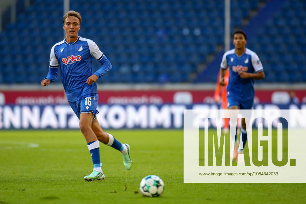 Germany, Soccer, Men s, 3rd Division, 2026–2027 Season, MSV Duisburg vs. TSG Hoffenheim II: Luis Engeln s TSG II in action with the ball, individual play