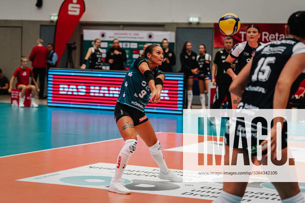 Pictured: Emilia Schaarschmidt (9) of Dresdner SC receives the ball on October 10, 2026; Dresdner SC vs. Allianz MTV Stuttgart; DEKRA 1 Bundesliga Women; Volleyball; Germany; Dresden; Cyberport Arena