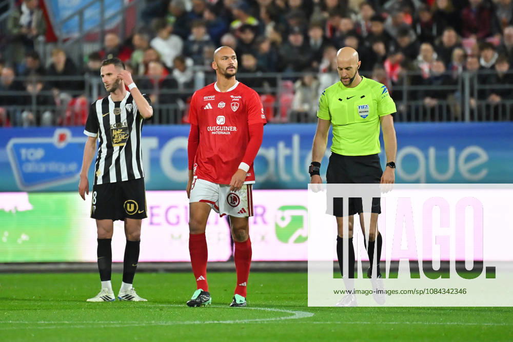 Stade Brestois 29 v Angers SCO - Ligue 1 McDonald s 2026 2027 Eric Wattellier referee and Ludovic AJORQUE of Brest celebrate after scores during Ligue 1 McDonald s match between Brest and Angers at Stade Francis-Le Ble on October 10, 2026 in Brest, France. Brest France