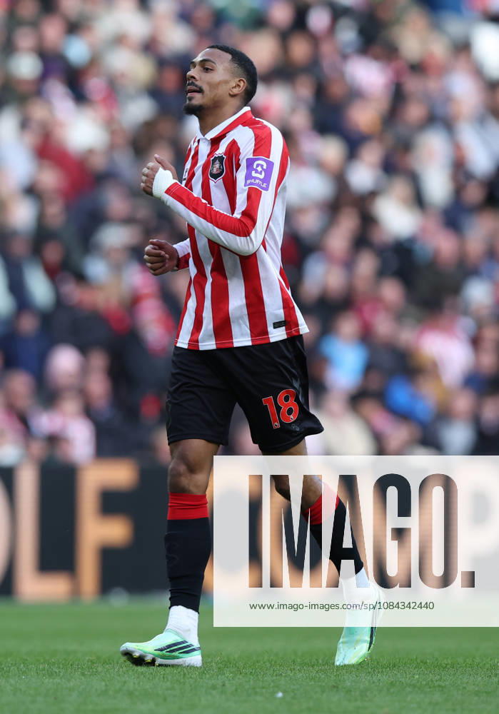 Sunderland, England, 10th October 2026. Wilson Isidor of Sunderland during the Sunderland vs Brighton and Hove Albion Premier League match at the Stadium Of Light, Sunderland. Picture credit should read: Nigel Roddis Sportimage . SPI_046_NR_SUND_BRIG SPI-5059-0046