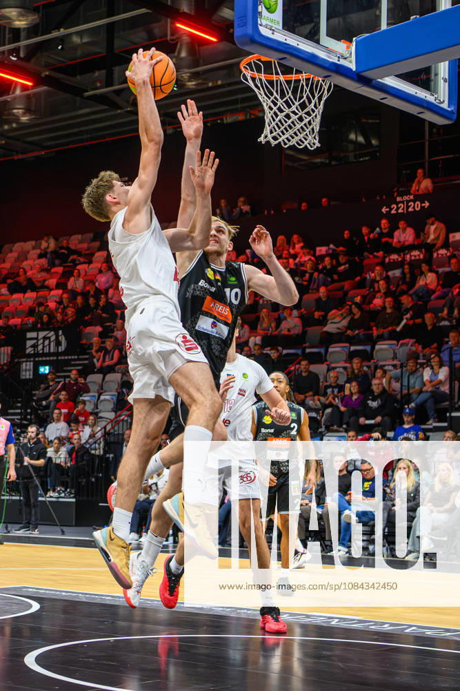 Basketball Season 2026–2027 2nd Bundesliga Pro A Matchday 4 Nuremberg Falcons Basketball Club NBC Kreisbau Kirchheim Knights AlSch Lars Lenke 11, Nuremberg Falcons BC NBC Lukas Zerner 10, Kreisbau Kirchheim Knights
