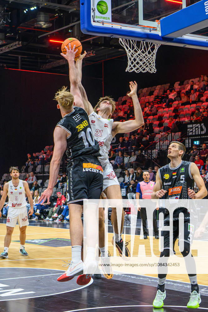 Basketball Season 2026–2027 2nd Bundesliga Pro A Matchday 4 Nuremberg Falcons Basketball Club NBC Kreisbau Kirchheim Knights AlSch Lukas Zerner 10, Kreisbau Kirchheim Knights Jarne Jürgens Juergens 21, Nuremberg Falcons BC NBC