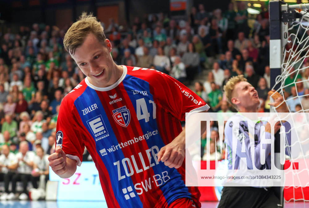 Germany, Göppingen, Opel HBL Bundesliga Handball, FRISCH AUF Göppingen vs. SG BBM Bietigheim, Till Hermann of BBM celebrates
