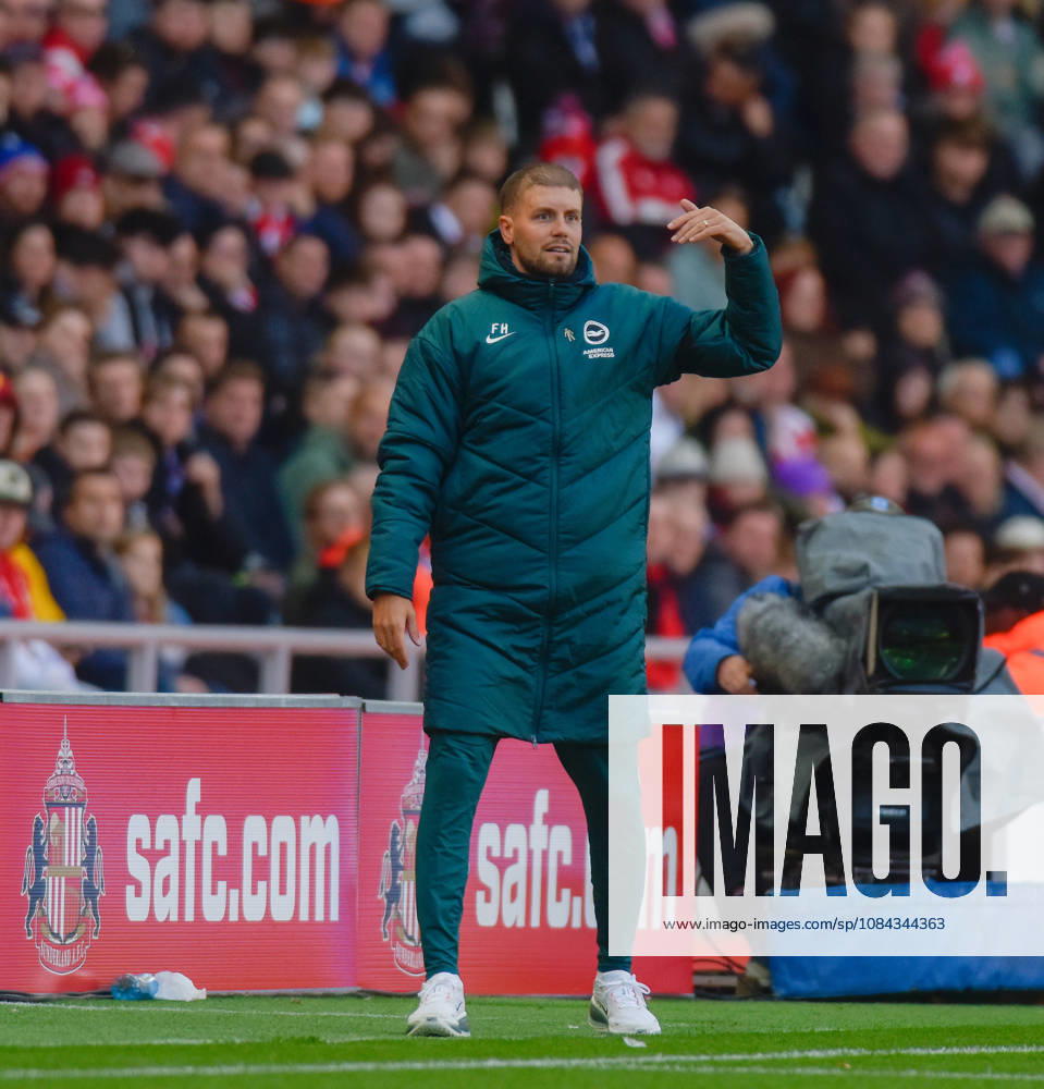 Sunderland v Brighton, Premier League, Football, Stadium Of Light, Sunderland UK - 10 Oct 2026 Fabian Hurzeler manager of Brighton & Hove Albion Football Club Sunderland Stadium Of Light Tyne and Wear UK, UK NEWSPAPERS OUT