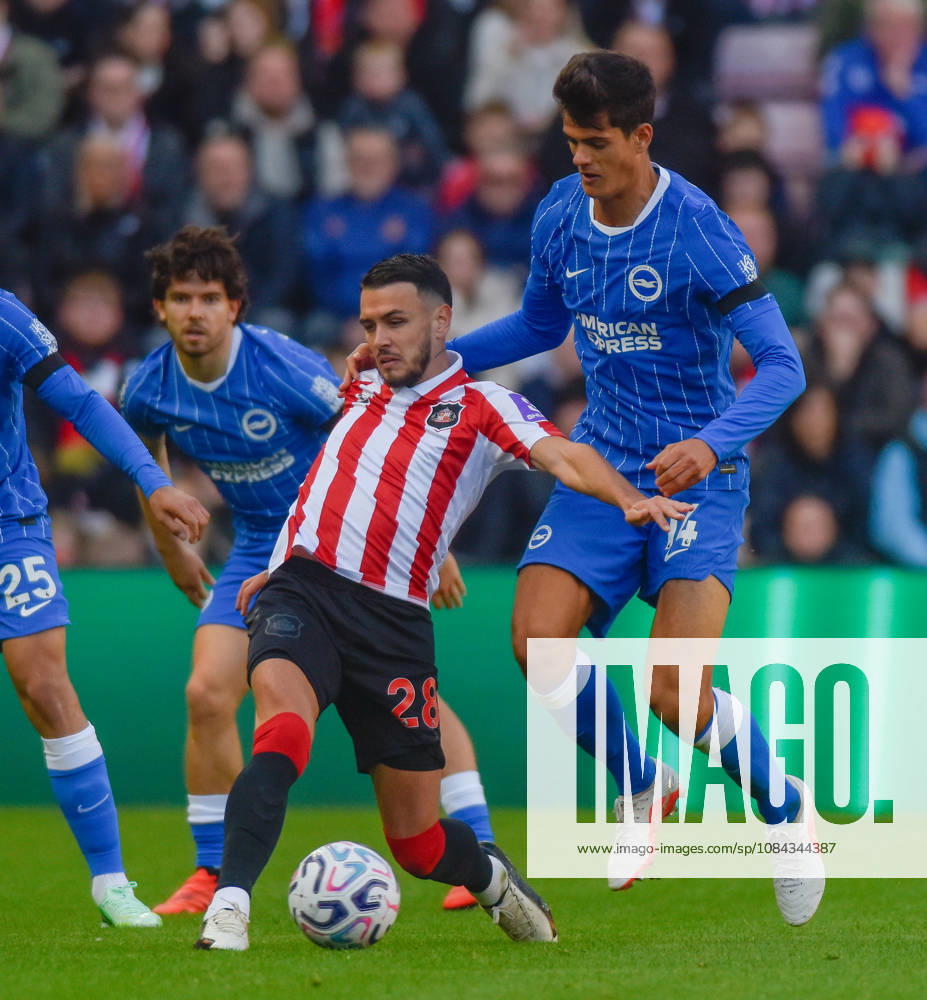 Sunderland v Brighton, Premier League, Football, Stadium Of Light, Sunderland UK - 10 Oct 2026 Enzo Le Fee of Sunderland Association Football Club battles with Chema Andres of Brighton & Hove Albion Football Club Sunderland Stadium Of Light Tyne and Wear UK, UK NEWSPAPERS OUT