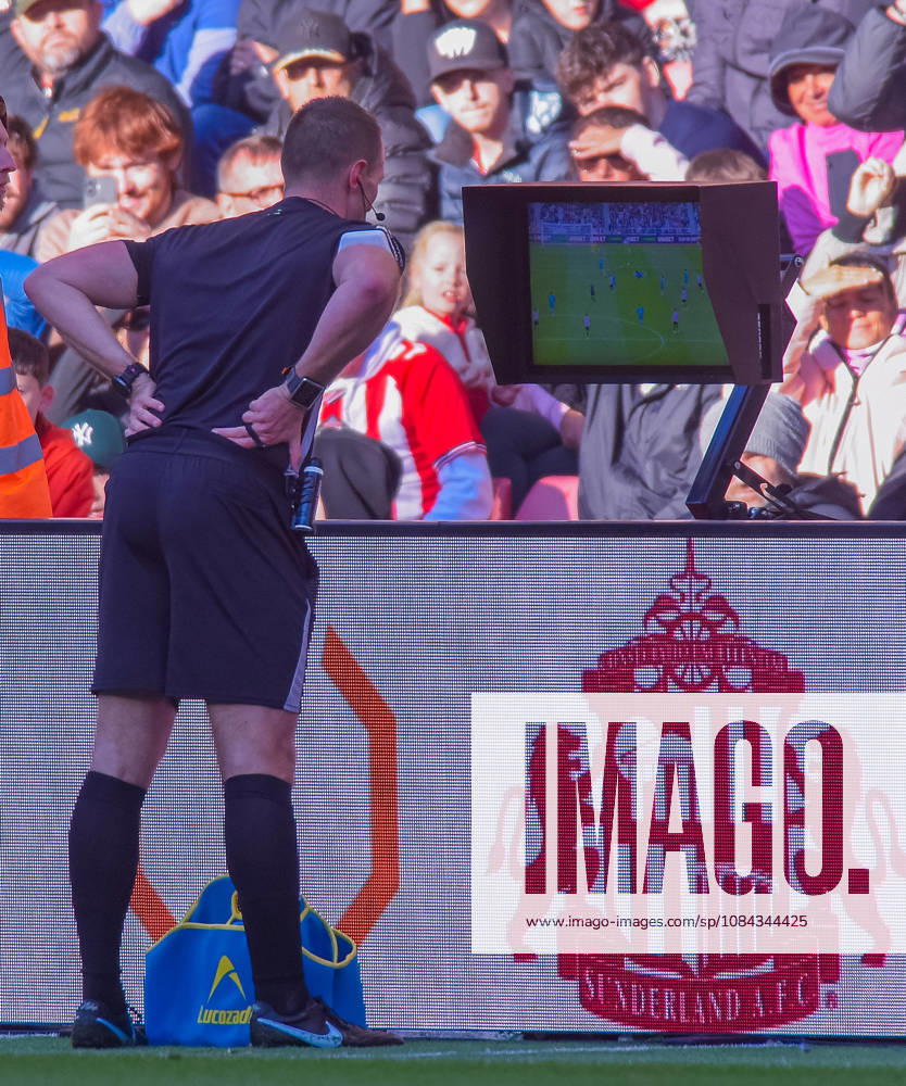 Sunderland v Brighton, Premier League, Football, Stadium Of Light, Sunderland UK - 10 Oct 2026 Referee Tom Bramall reviews VAR Sunderland Stadium Of Light Tyne and Wear UK, UK NEWSPAPERS OUT