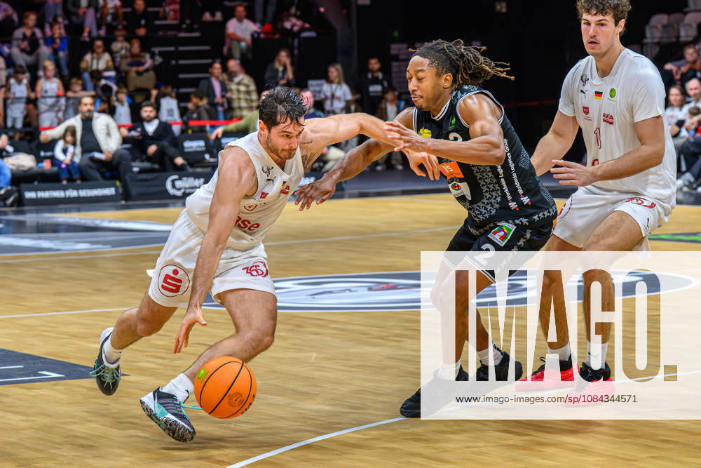 Basketball Season 2026–2027 2nd Bundesliga Pro A Matchday 4 Nuremberg Falcons Basketball Club NBC Kreisbau Kirchheim Knights AlSch Tim Köpple Koepple 5, Nuremberg Falcons BC NBC Corey Jr. Hines 2, Kreisbau Kirchheim Knights