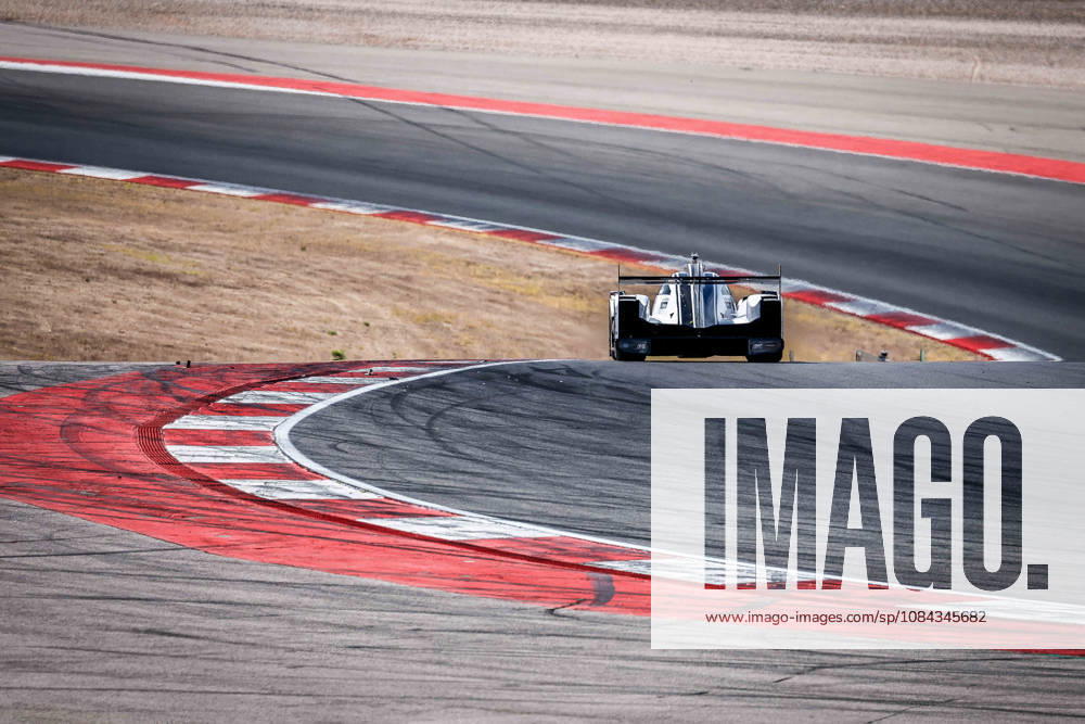 AUTO - ELMS - 4 HOURS OF PORTIMAO 2026 18 CHADWICK Jamie (gbr), RINICELLA Valerio (ita), HORR Laurents (ger), IDEC Oreca 07 - Gibson, LMP2, action during the 4 Hours of Portimao 2026, 6th round of the 2026 European Le Mans Series on the Autodromo Internacional do Algarve from October 8 to 10, 2026 in Portimao, Portugal - PortimaoPortugal