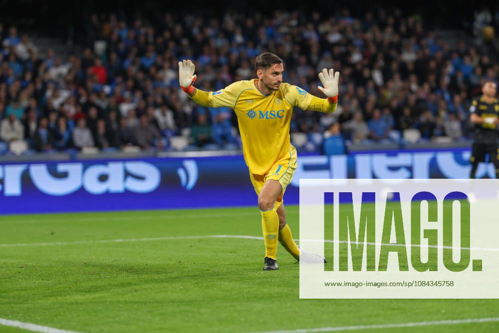 Alex Meret of SSC Napoli during the 2026 27 Serie A match between SSC Napoli and FC Frosinone, played on October 10, 2026, at the Stadio Diego Armando Maradona in Naples Serie A Football Match Ã¢â‚¬ 2026 27 Season: Napoli Vs. Frosinone - ZUMAs236 20261010_aap_s236_026