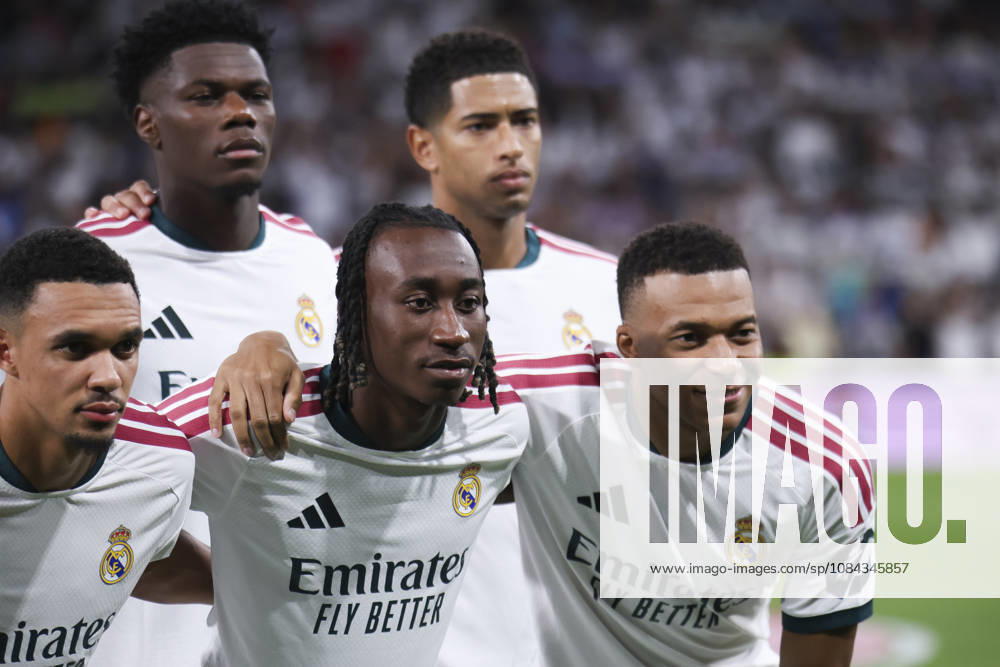 Real Madrid vs. Villarreal, La Liga EA Sports 2026, October 10, 2026, Santiago Bernabéu Stadium, Madrid, Spain Kylian Mbappé and Yan Diomande of Real Madrid during the La Liga EA Sports match between Real Madrid and Villarreal at Santiago Bernabéu Stadium on October 10, 2026, in Madrid, Spain Madrid Santiago Bernabéu Stadium Madrid Spain