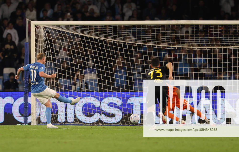 Goal the Kevi De Bruyne of SSC Napoli during the 2026 27 Serie A match between SSC Napoli and FC Frosinone, played on October 10, 2026, at the Stadio Diego Armando Maradona in Naples Napoli ITALIA - ZUMAs236 20261010_aap_s236_051
