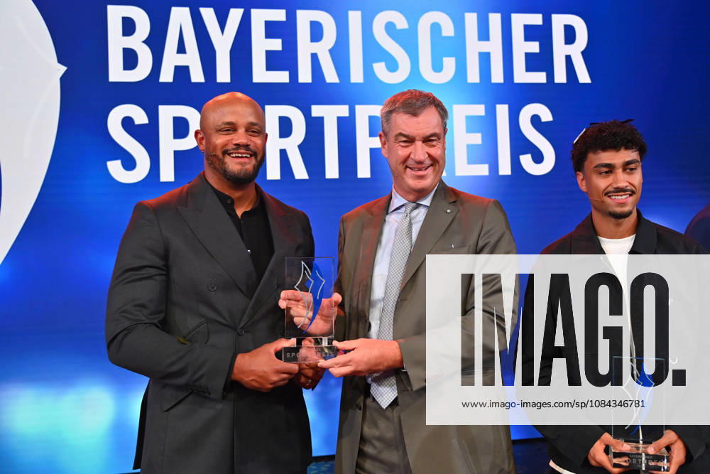 Coach Vincent KOMPANY of Bayern Munich receives the Honorary Award from Bavarian Minister-President Markus SOEDER; Nathaniel BROWN of Bayern Munich, Bavarian Sports Award 2026 at BMW Welt, Red Carpet on October 10, 2026